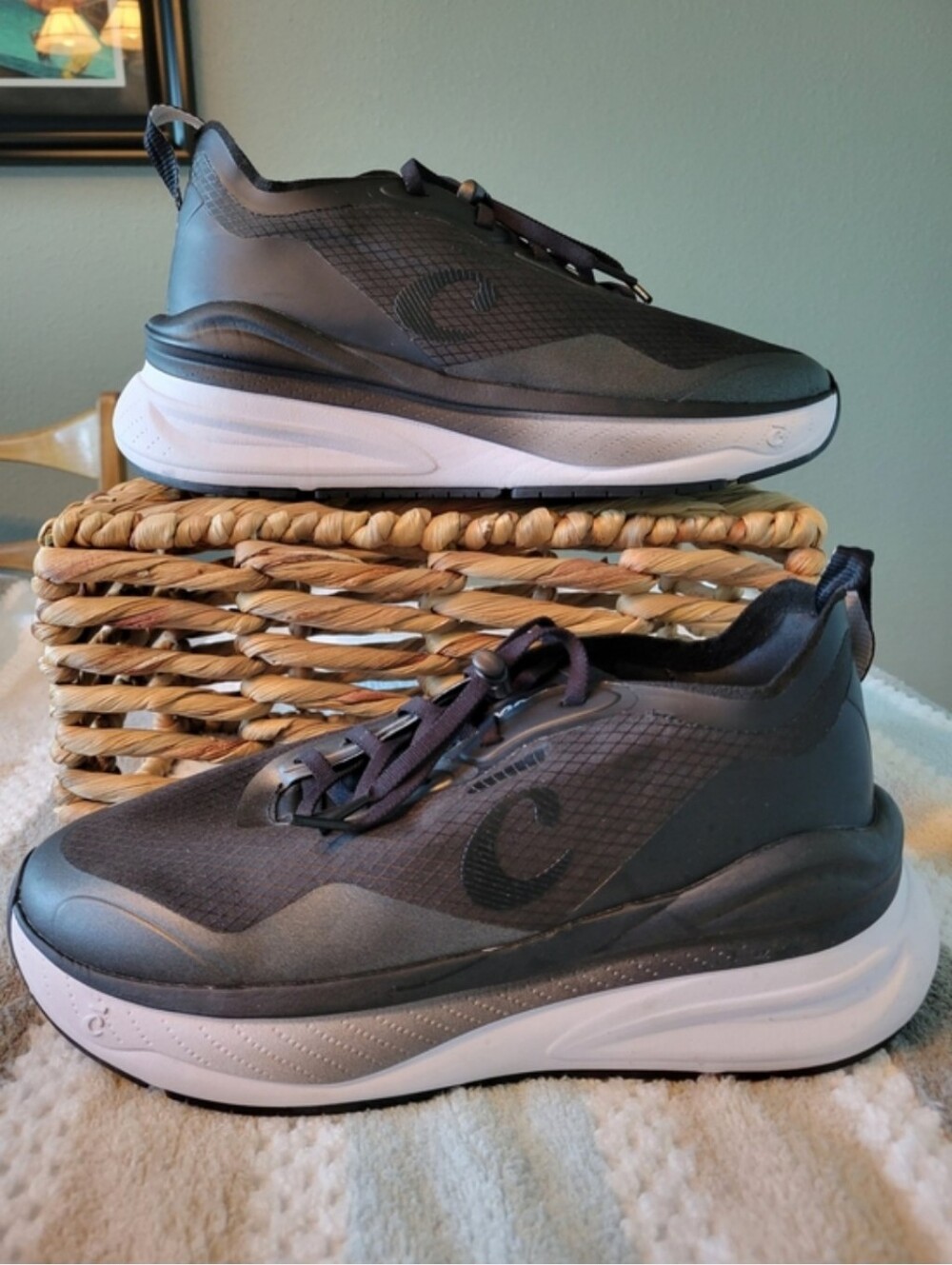 Clove Alto Night Shift Shoes Sneakers Size 9 Black And White NEW!